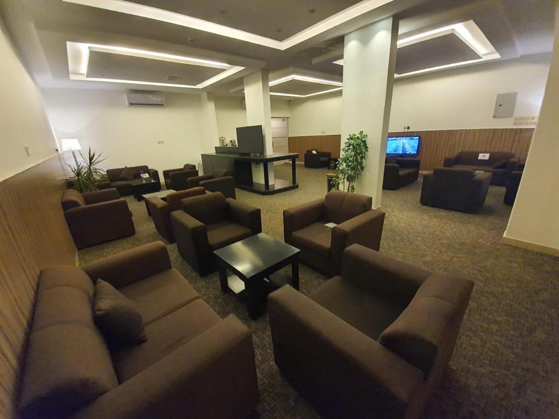 Asfar Suites Shaqra Esterno foto