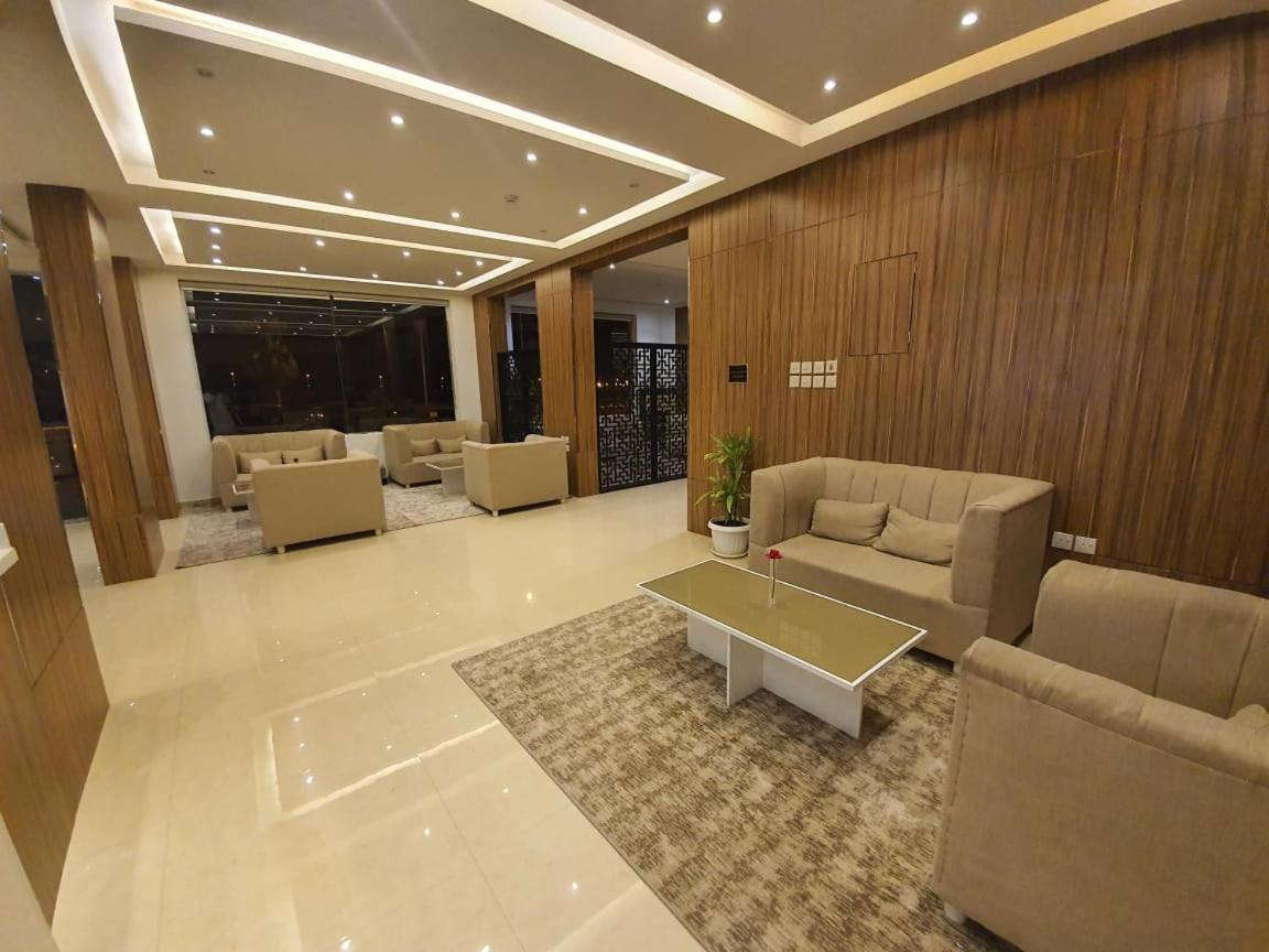 Asfar Suites Shaqra Esterno foto