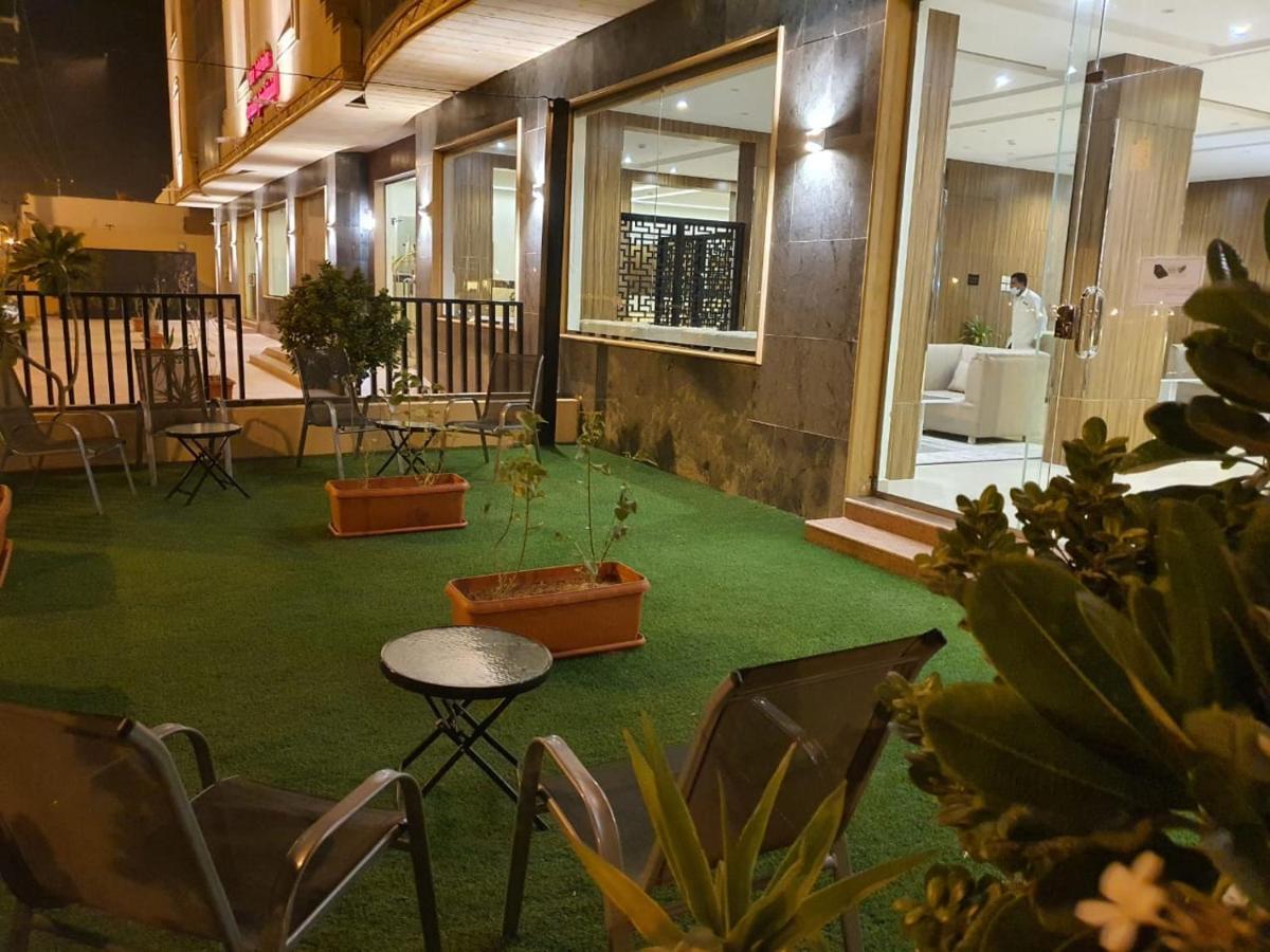 Asfar Suites Shaqra Esterno foto